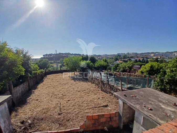 Terreno para Venda em Mafamude e Vilar do Paraíso Foto 3