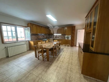 Moradia T3 para Venda em Canedo, Vale e Vila Maior