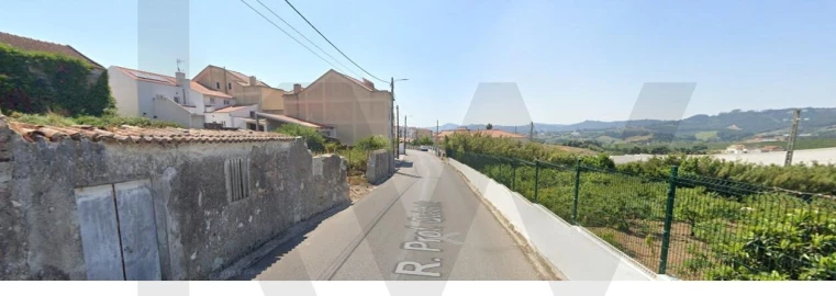 Terreno para Venda em Azueira e Sobral da Abelheira