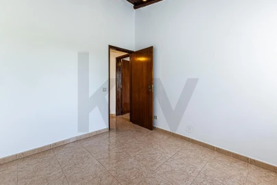 Apartamento T2 para Arrendamento em Alcantarilha e Pêra