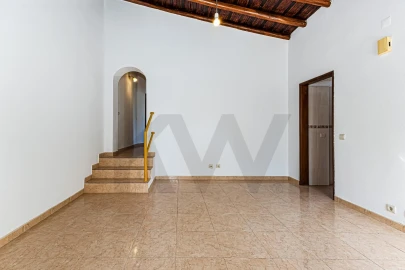 Apartamento T2 para Arrendamento em Alcantarilha e Pêra