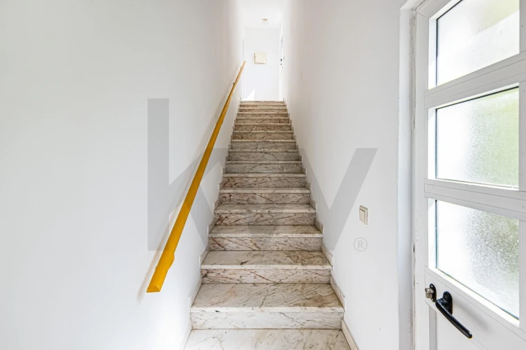 Apartamento T2 para Arrendamento em Alcantarilha e Pêra Foto 3