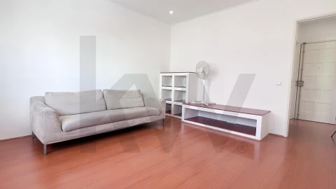 Apartamento T1 para Venda em Odivelas