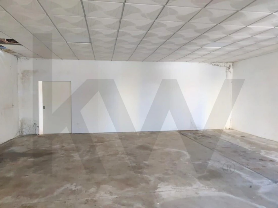 Armazém para Arrendamento em Santa Maria, São Pedro e Matacães Foto 4