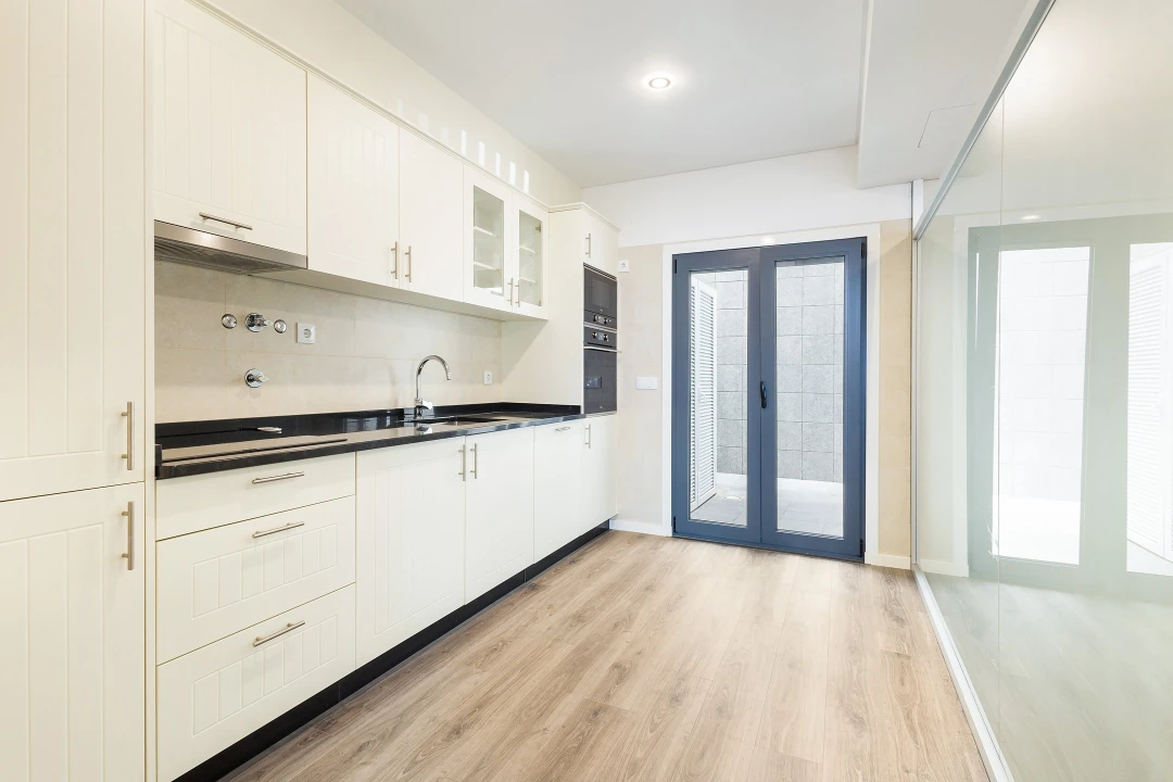 Apartamento T2 para Venda em Sesimbra (Santiago) Foto 3