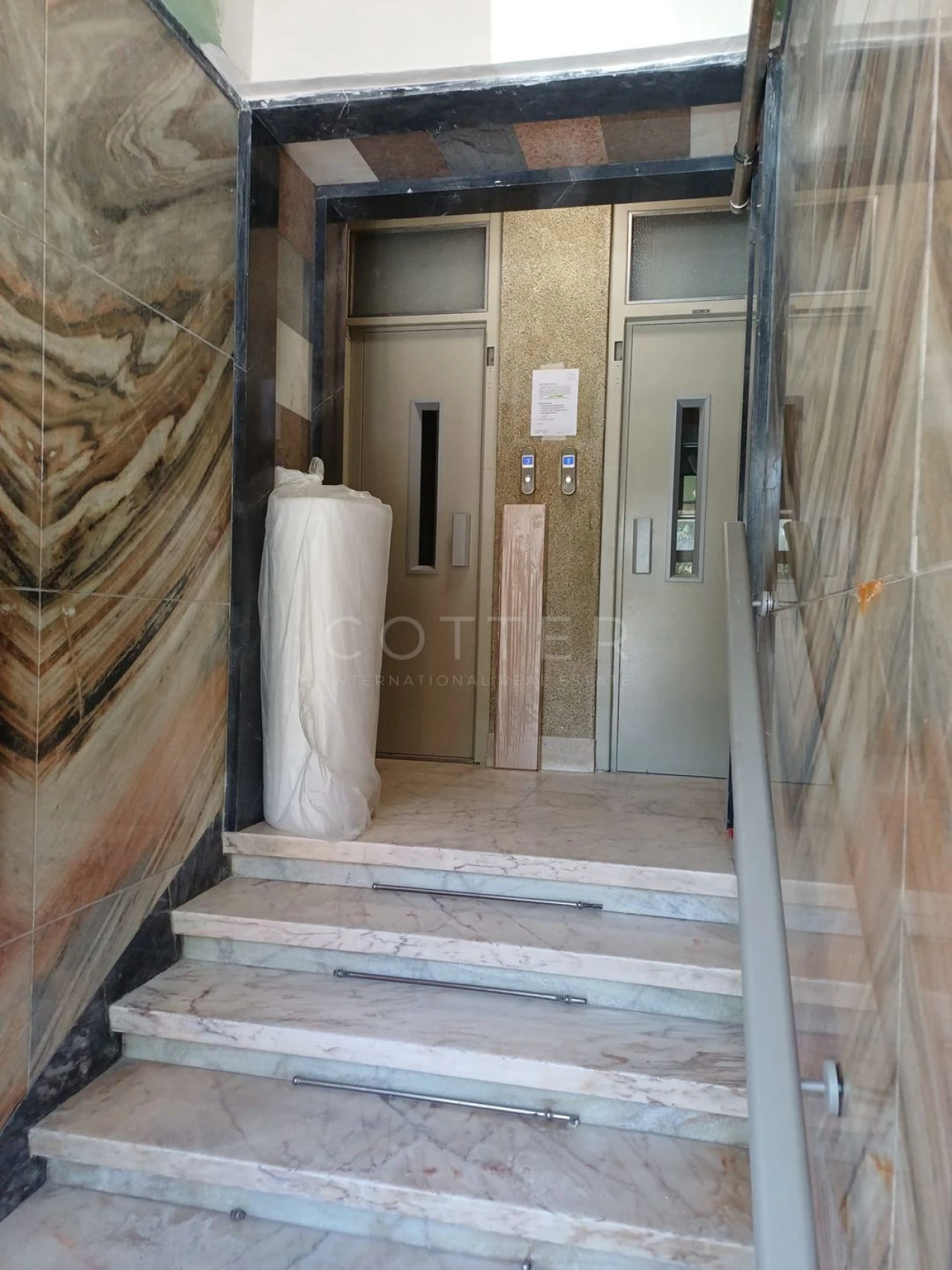 Apartamento T3 para Venda em Benfica Foto 4