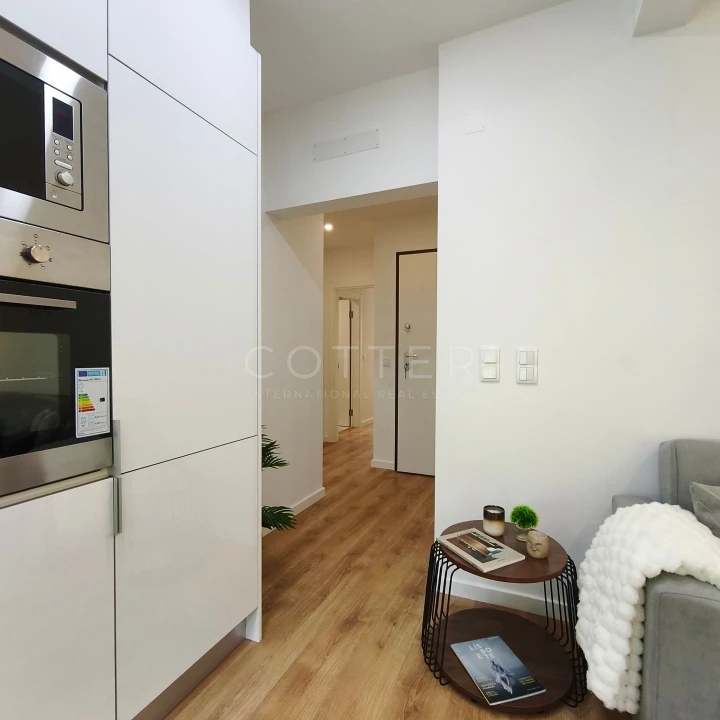Apartamento T2 para Venda em Benfica Foto 3