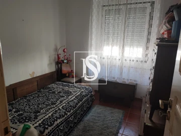 Moradia T8 para Venda em Santo Quintino