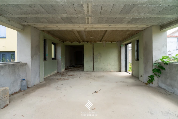 Moradia T4 para Venda em Beduído e Veiros Foto 13