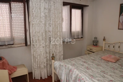 Moradia T2 para Venda em Santo Isidoro