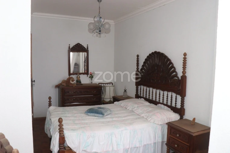 Moradia T2 para Venda em Santo Isidoro Foto 23