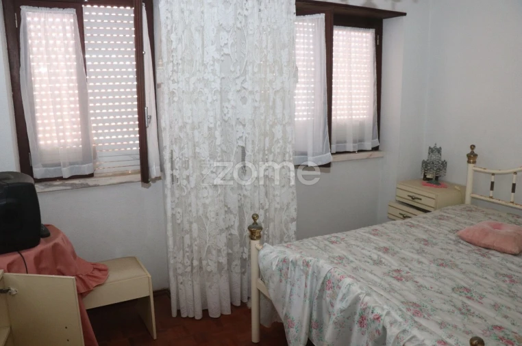 Moradia T2 para Venda em Santo Isidoro Foto 19
