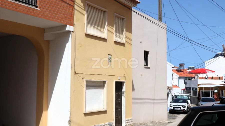 Moradia T2 para Venda em Santo Isidoro