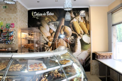 Negócio para Venda em Queluz e Belas