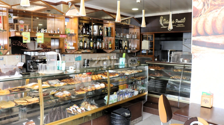 Negócio para Venda em Queluz e Belas