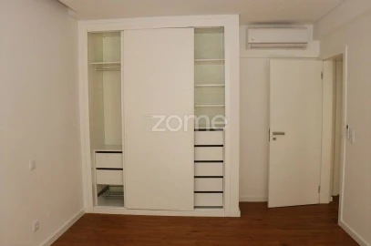 Apartamento T3 para Venda em Alfragide