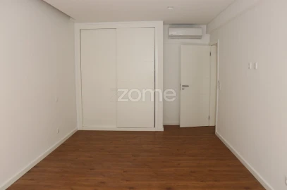 Apartamento T3 para Venda em Alfragide