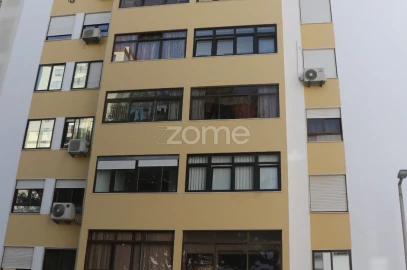Apartamento T3 para Venda em Alfragide