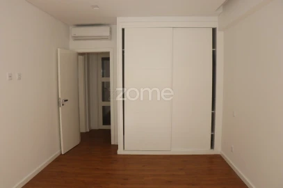 Apartamento T3 para Venda em Alfragide