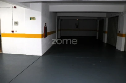 Apartamento T3 para Venda em Alfragide