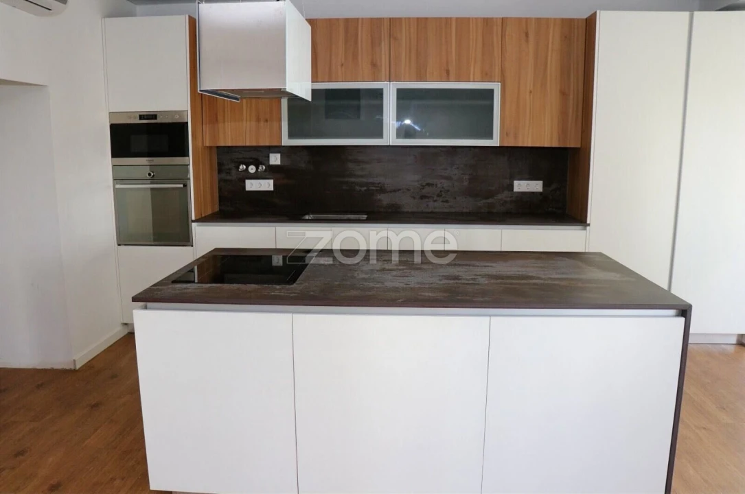 Apartamento T3 para Venda em Alfragide Foto 9