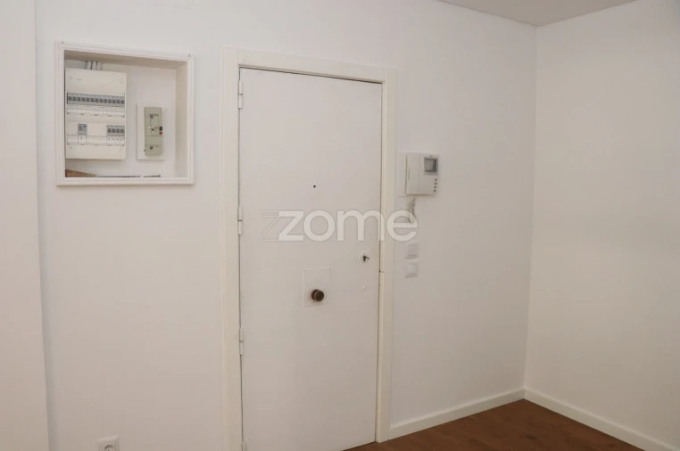 Apartamento T3 para Venda em Alfragide Foto 15