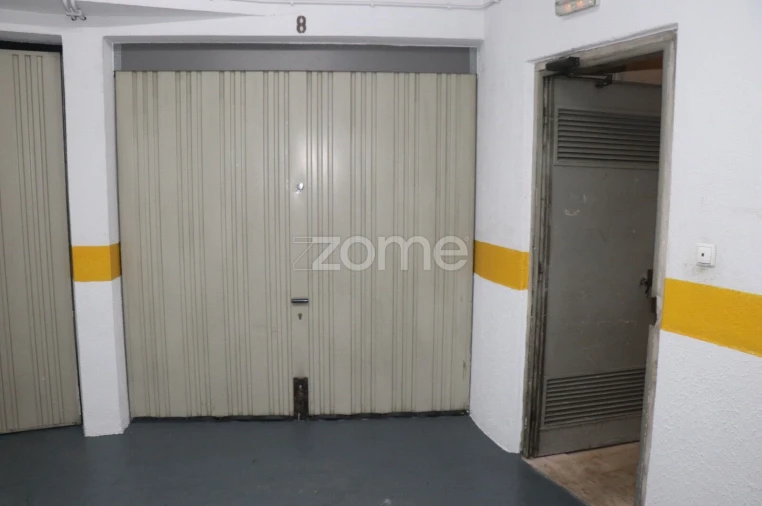 Apartamento T3 para Venda em Alfragide Foto 52