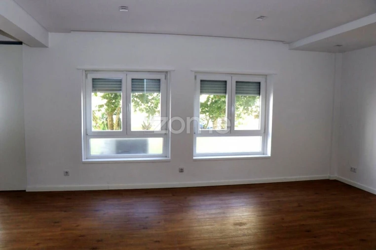 Apartamento T3 para Venda em Alfragide Foto 14
