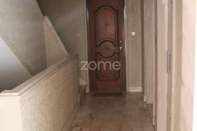 Apartamento T3 para Venda em Alfragide Foto 8