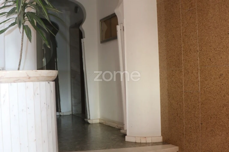 Apartamento T3 para Venda em Alfragide Foto 6