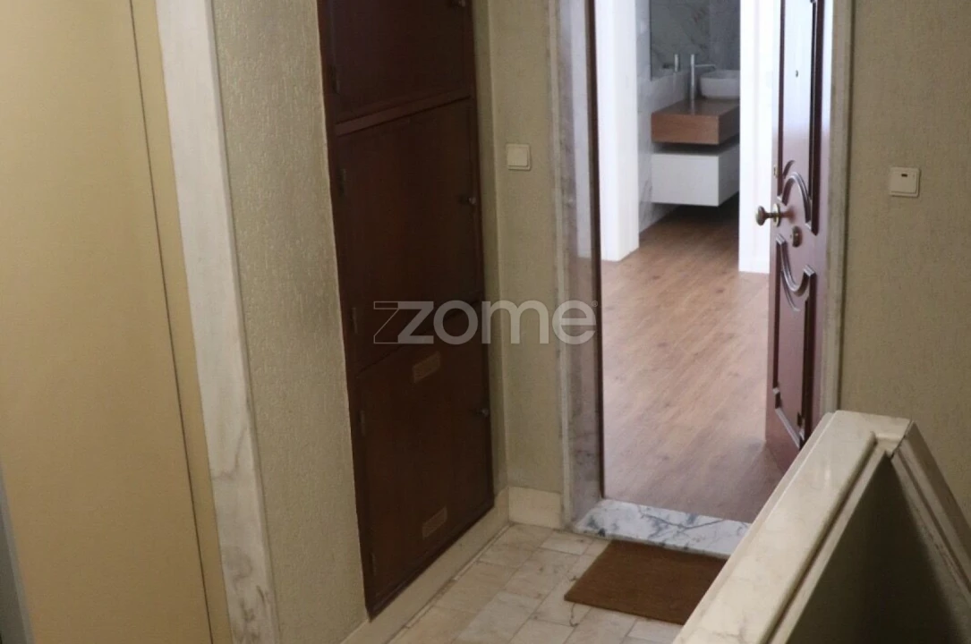 Apartamento T3 para Venda em Alfragide Foto 10