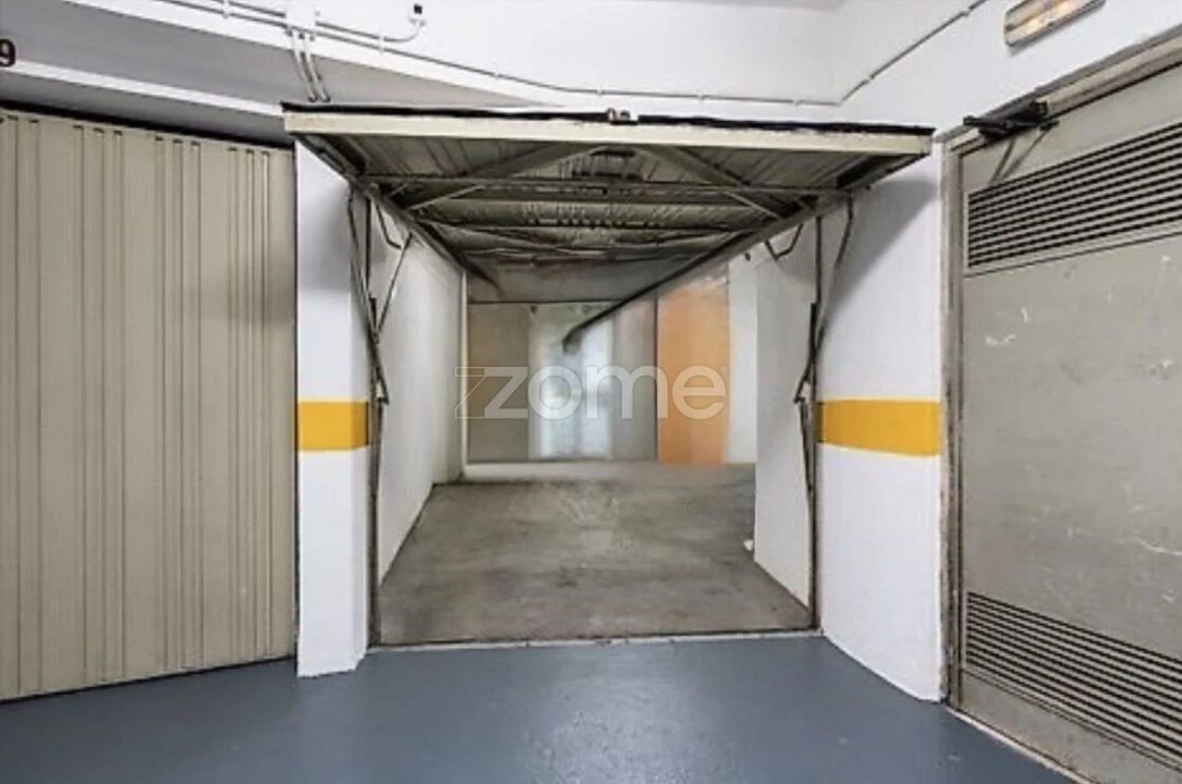 Apartamento T3 para Venda em Alfragide Foto 53