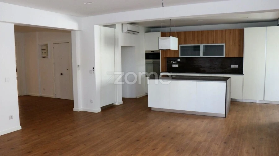 Apartamento T3 para Venda em Alfragide