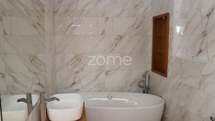 Apartamento T3 para Venda em Alfragide