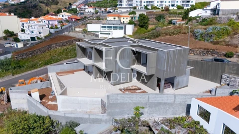 Moradia T3 para Venda em Caniço