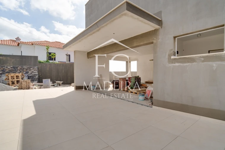 Moradia T3 para Venda em Caniço Foto 5
