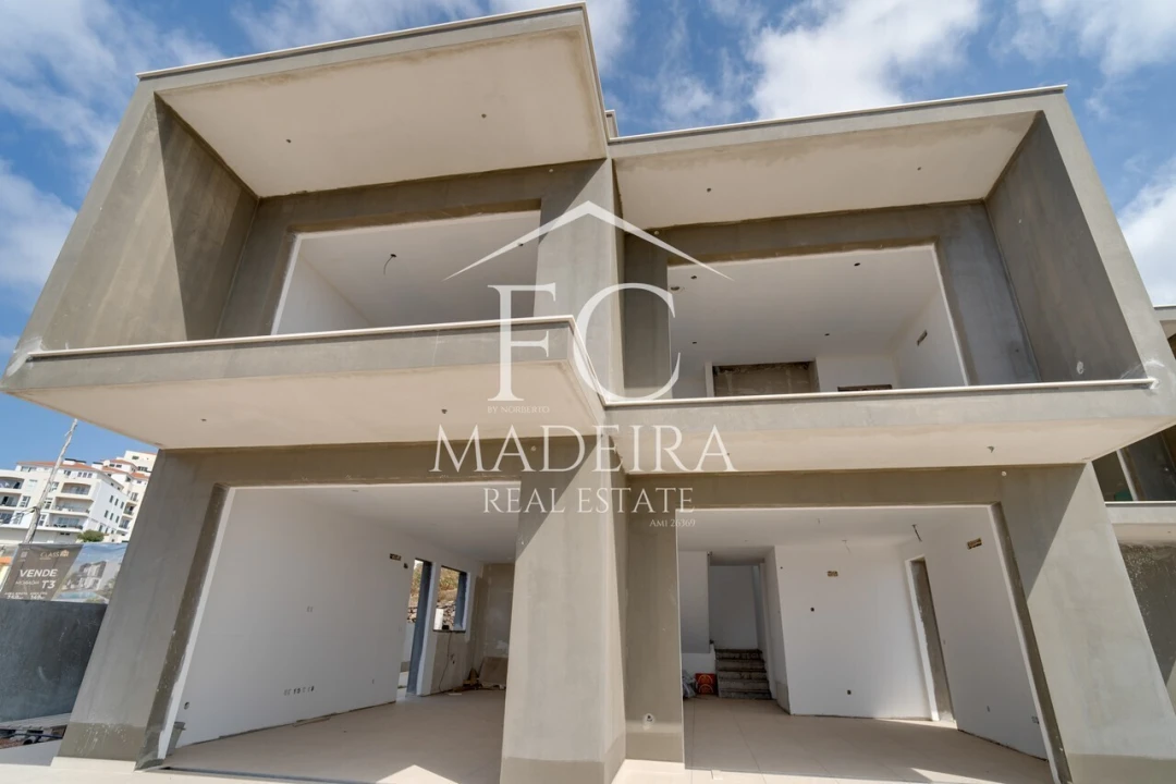 Moradia T3 para Venda em Caniço Foto 9