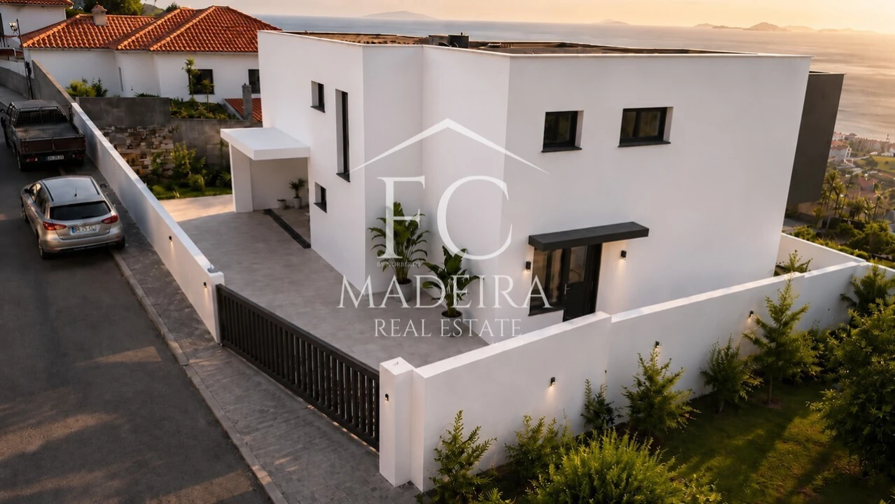 Moradia T3 para Venda em Caniço Foto 27