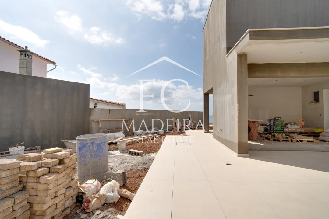 Moradia T3 para Venda em Caniço Foto 6