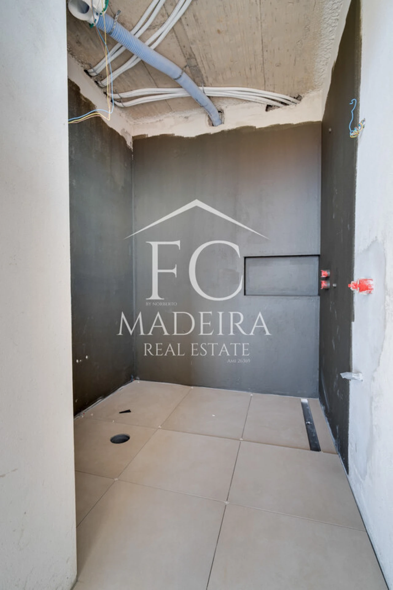 Moradia T3 para Venda em Caniço Foto 16