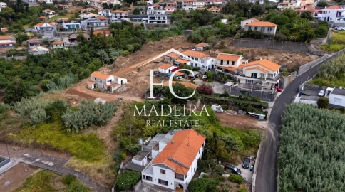 Moradia T2 para Venda em São Roque