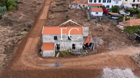 Moradia T2 para Venda em São Roque