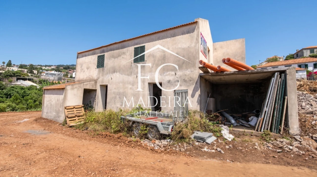 Moradia T2 para Venda em São Roque Foto 1