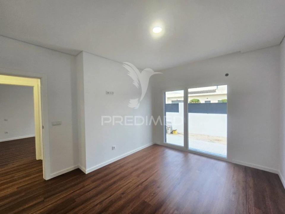 Moradia T4 para Venda em Fernao Ferro Foto 22