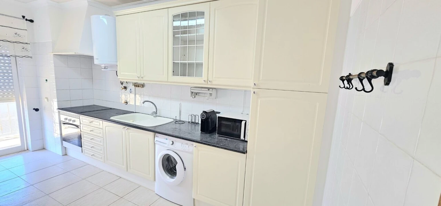 Apartamento T2 para Venda em Armação de Pera Foto 24