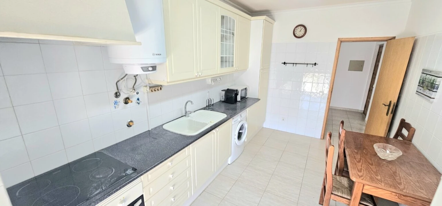 Apartamento T2 para Venda em Armação de Pera Foto 25