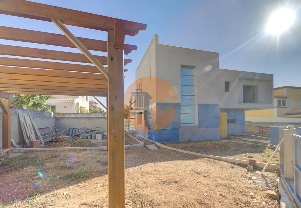 Moradia T4 para Venda em Tavira (Santa Maria e Santiago) Foto 4