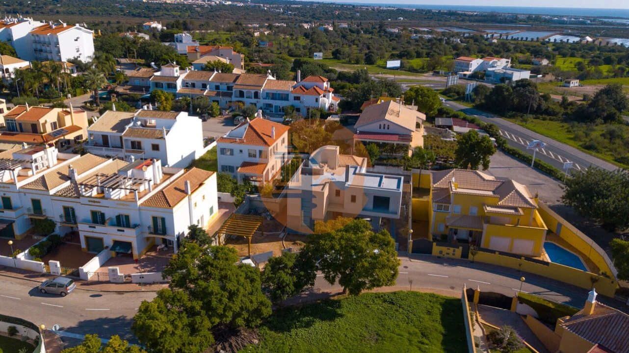 Moradia T4 para Venda em Tavira (Santa Maria e Santiago) Foto 36