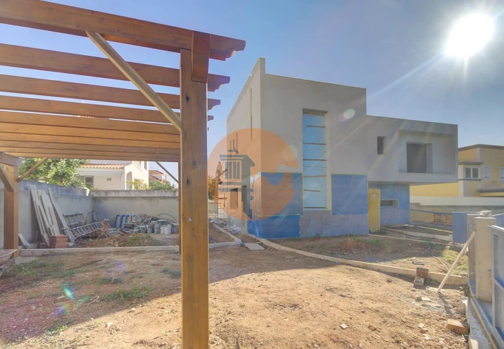 Moradia T4 para Venda em Tavira (Santa Maria e Santiago) Foto 4