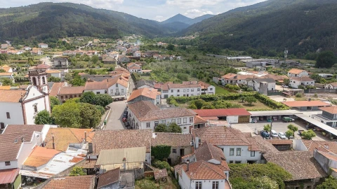 Moradia T4 para Venda em Vila Nova do Ceira